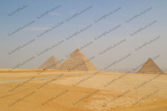 the 3 pyramids of Giza